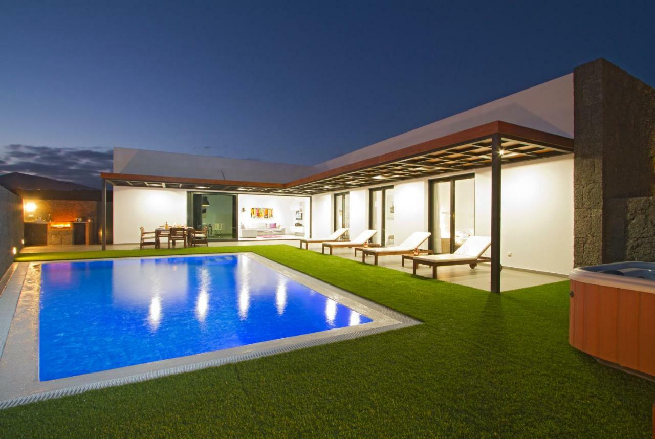 Villa Jimena Puerto del Carmen  Exterior photo
